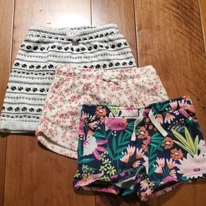 3 pack girls shorts (Old Navy 2, Carters 1)